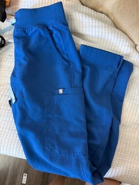 FIGS Women's Royal Blue Cargo Scrub Pants